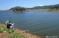 野钓水库：如何巧妙选择钓鱼位置，轻松多钓鱼